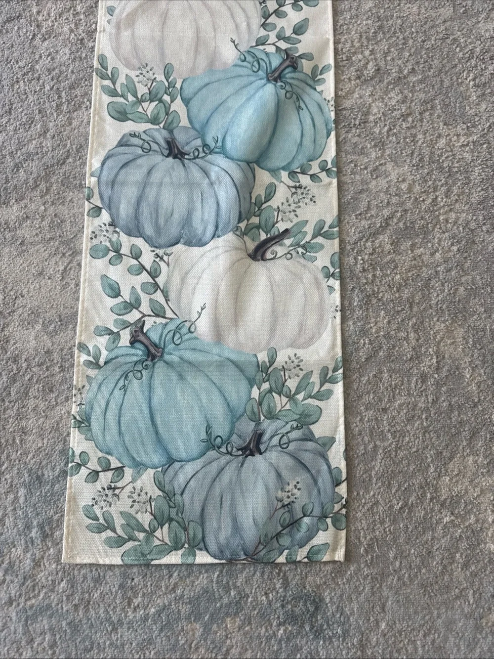 Blue & White Pumpkin Runner